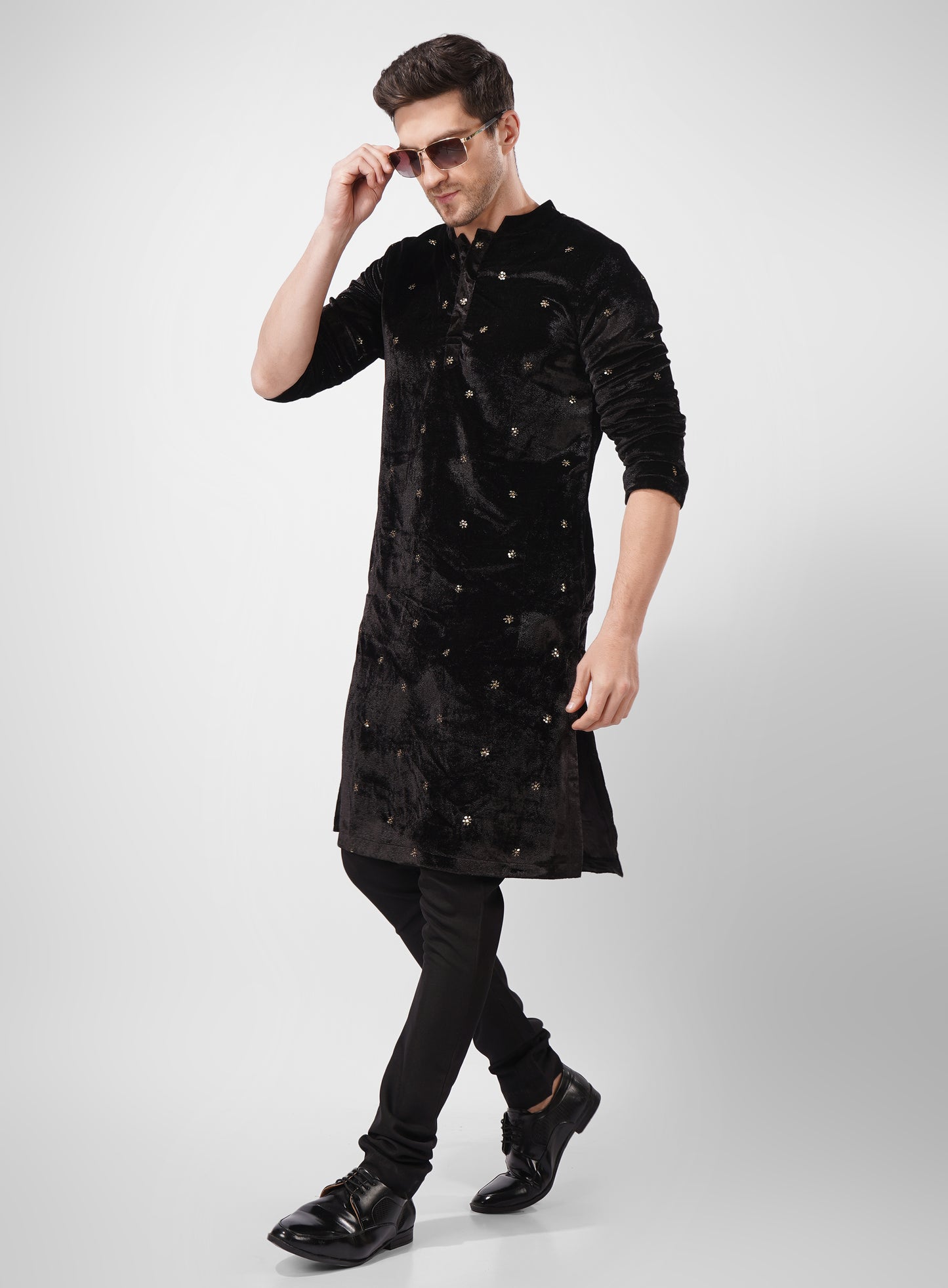 Men’s Velvet Kurta for Wedding & Festive Wear – Royal Ethnic Outfit