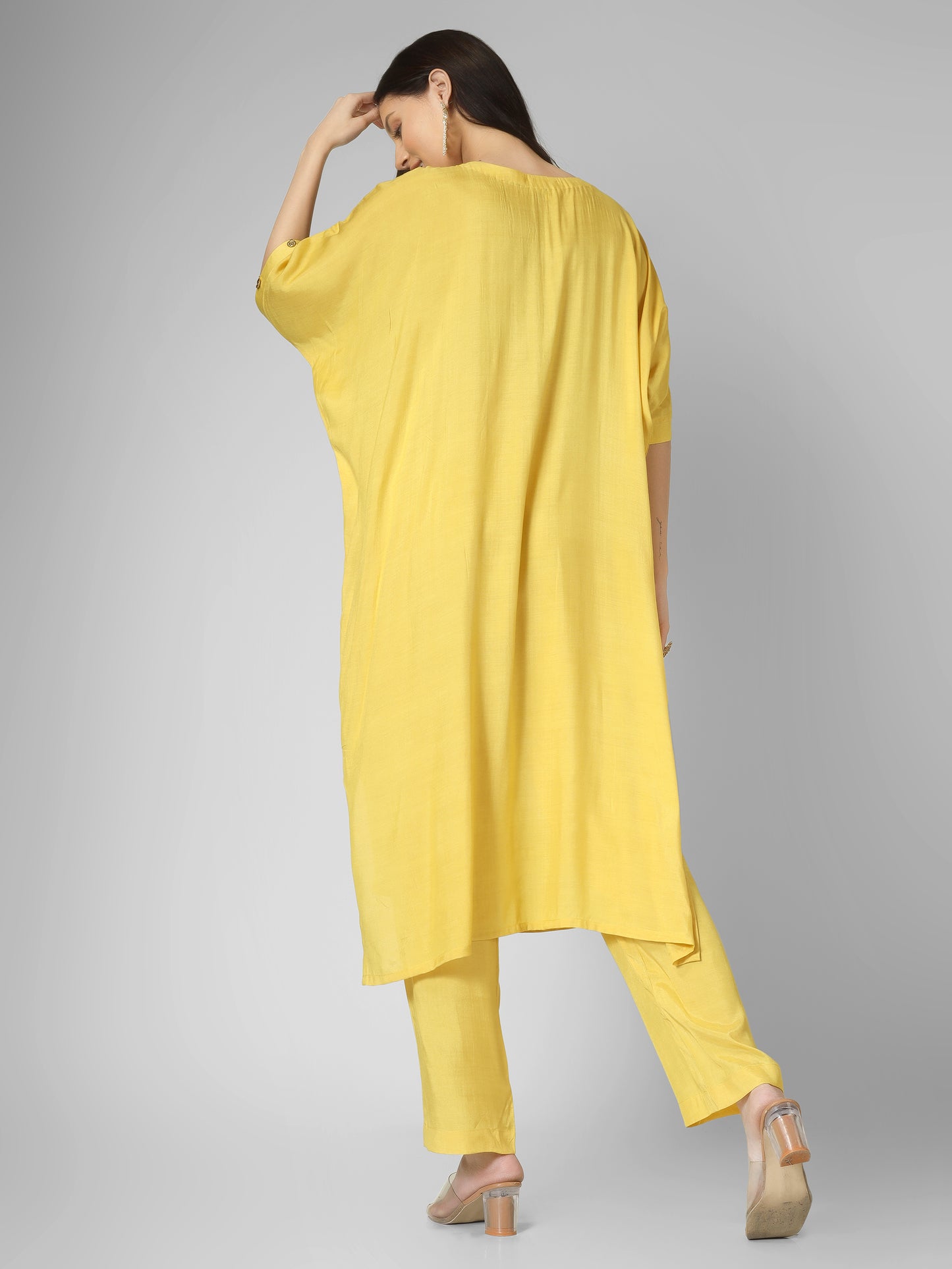 Ethereal Embroidered Kaftan Set – Handcrafted Elegance Meets Comfort”