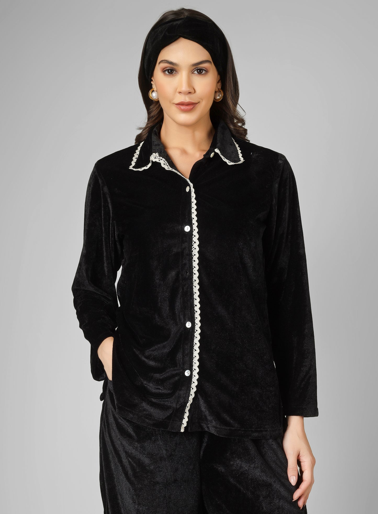 Tendy overlap Black velvet lounge wear for all day wear