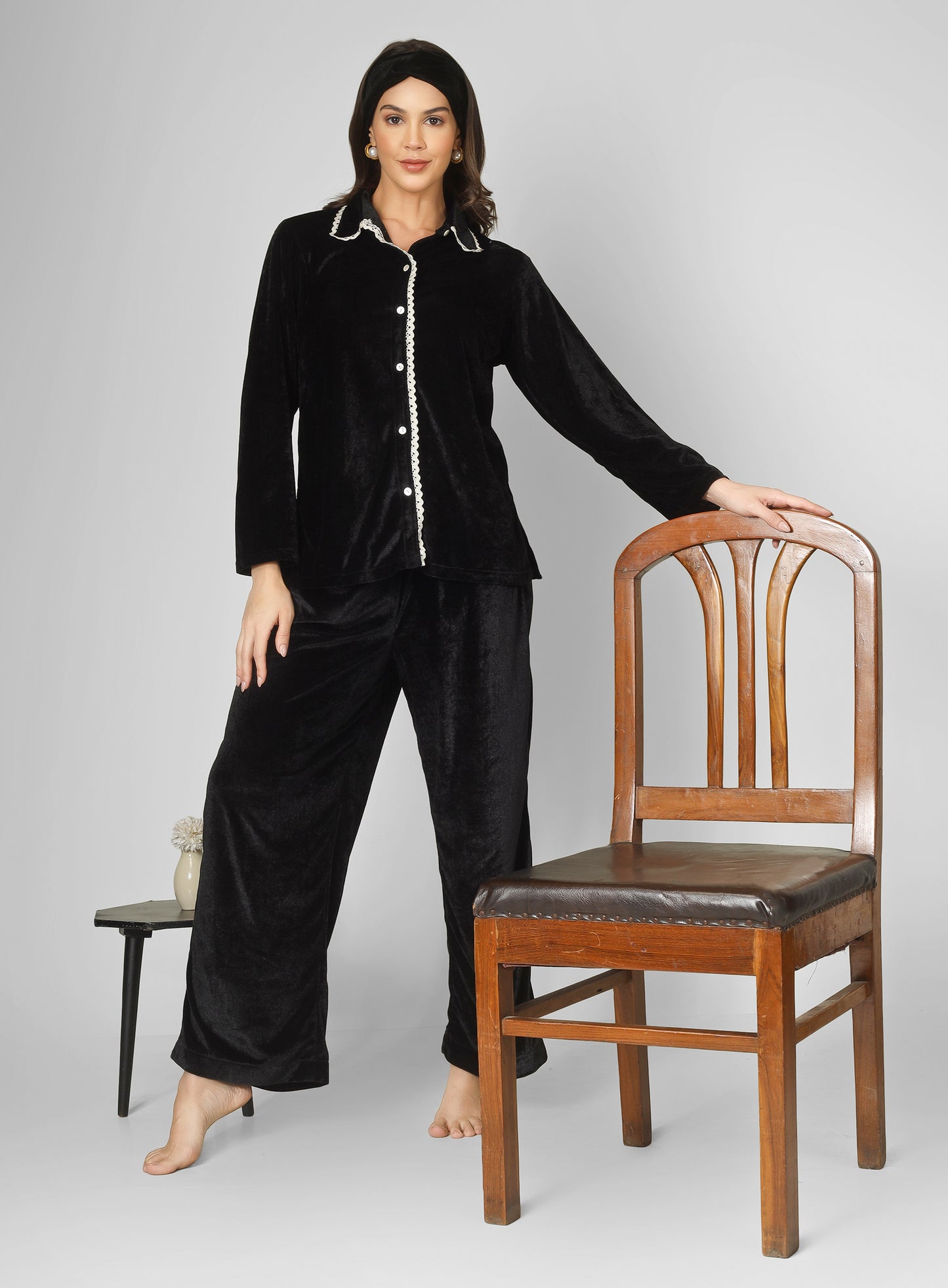 Tendy overlap Black velvet lounge wear for all day wear