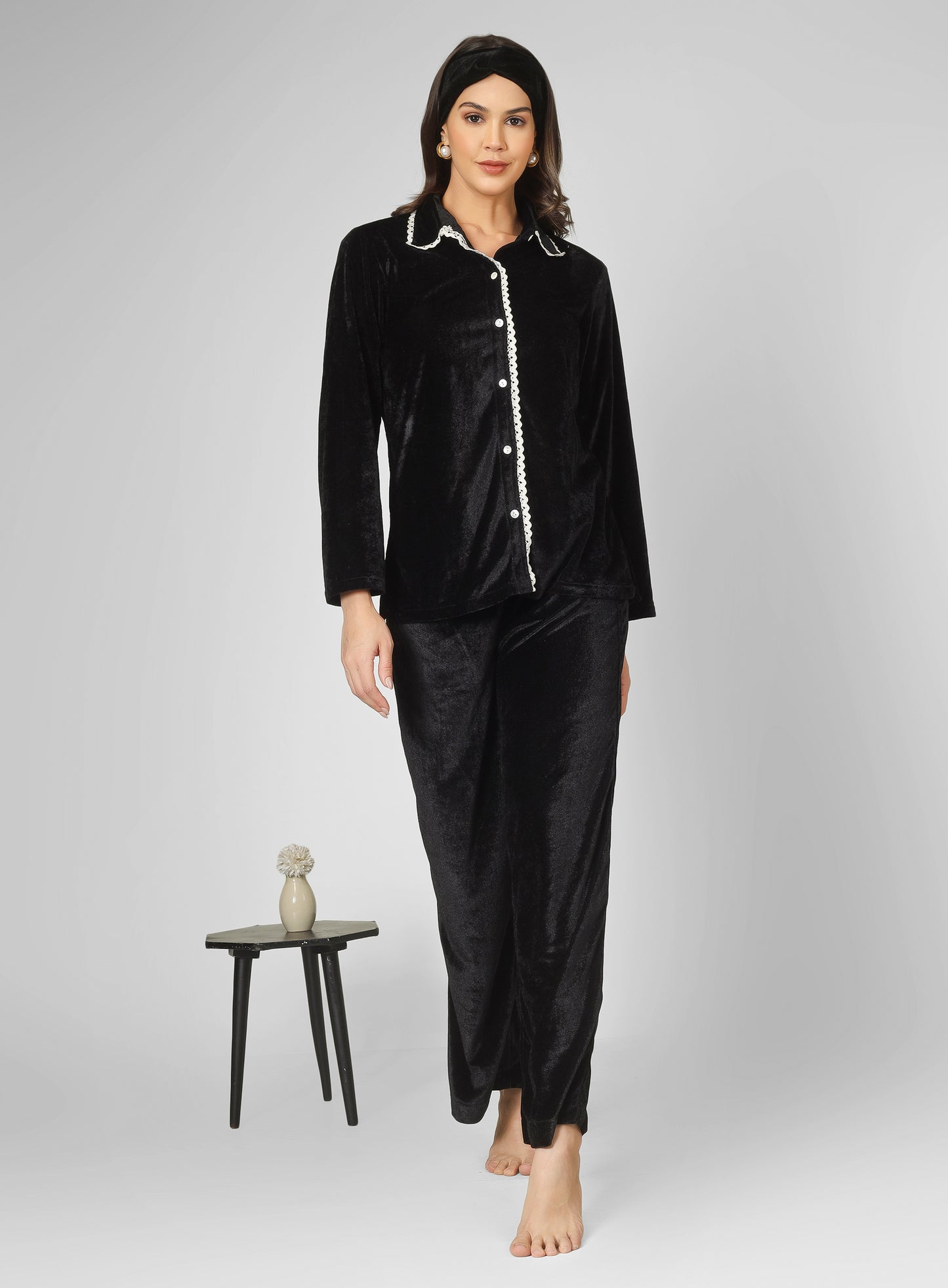 Tendy overlap Black velvet lounge wear for all day wear