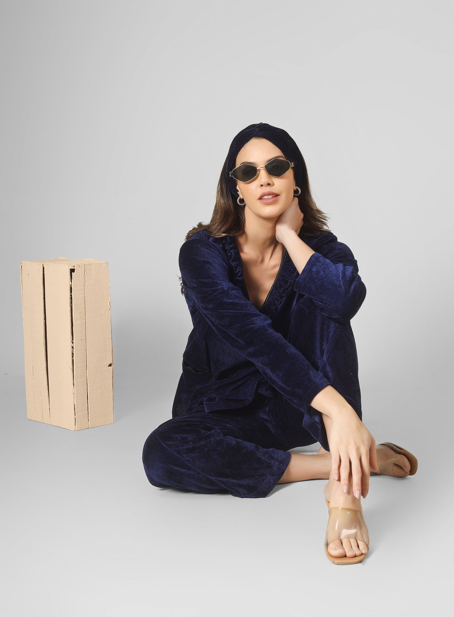 Tendy overlap Blue velvet lounge wear for all day wear