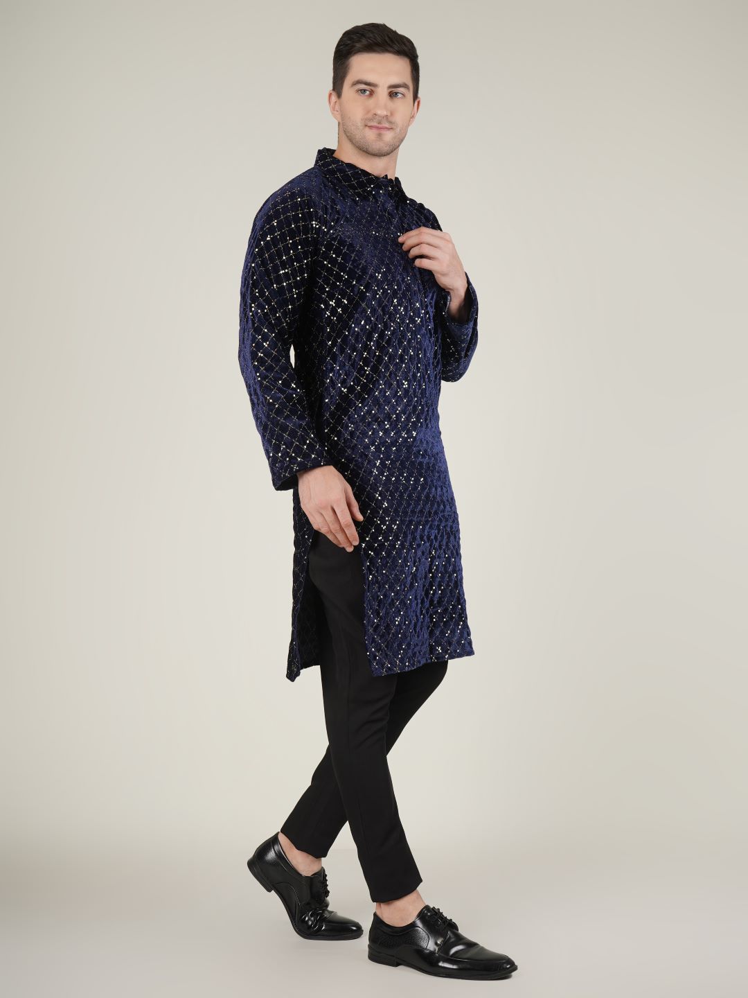 Navy Blue Velvet Kurta with Geometric Pattern