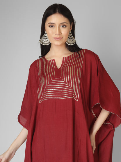 Elegant Maroon Kaftan Dress with Thread Detailing
