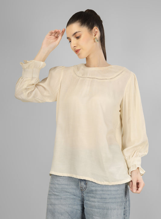 Offwhite Summer Top with Gathered Sleeves & Lace Neck Detailing