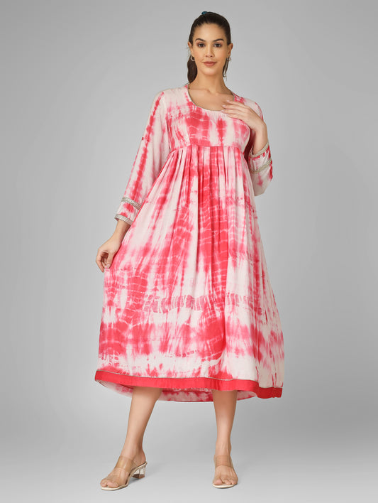 Drape yourself in festival magic — our Tie-Dye Dream floor-length backless dress flows like liquid sunset. Effortlessly elegant, bold, and unforgettable