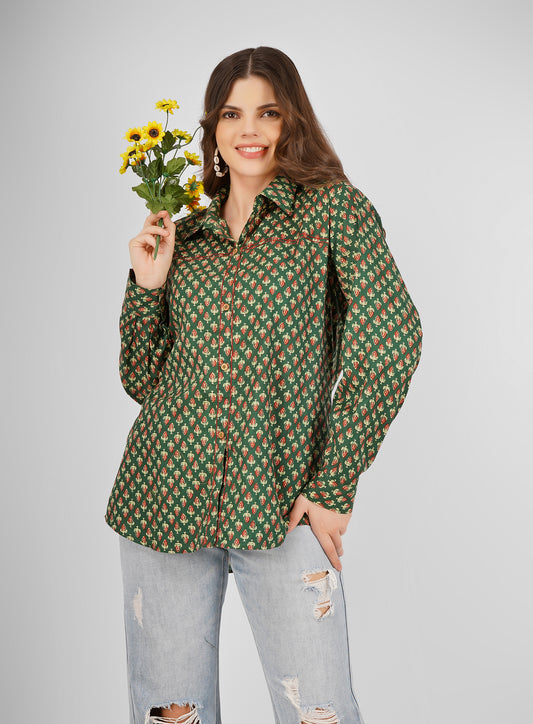 This cotton shirt stands apart with its unique design and relaxed fit. Featuring a classic silhouette,