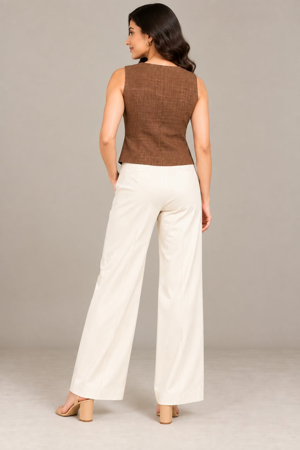 Women’s Sleeveless Button-Front Tailored Vest Top