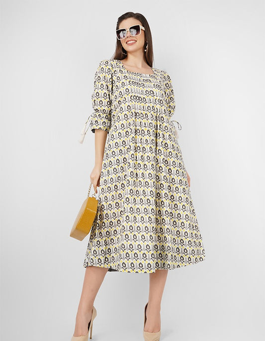 Cotton U-Neck Dress with Flared Sleeves and Side Tassel