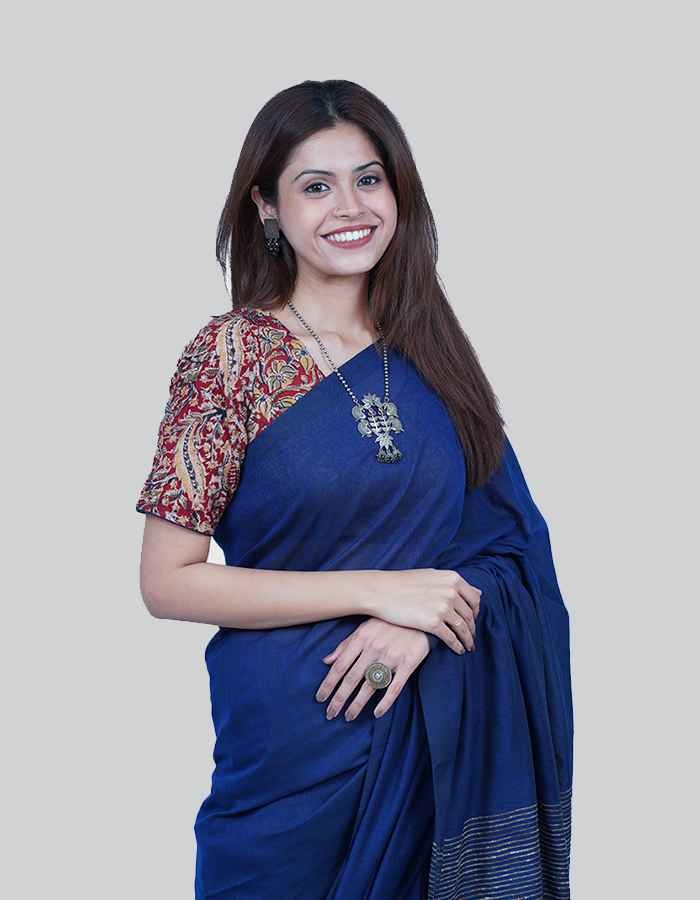 Blue linen saree with border and tesel on the pallu