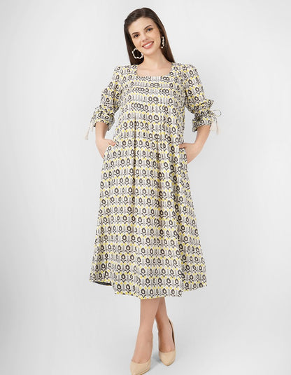 Cotton U-Neck Dress with Flared Sleeves and Side Tassel