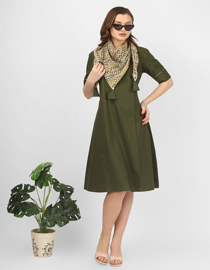 Cotton A-line straight dress with short sleeves and trendy cotton scarf